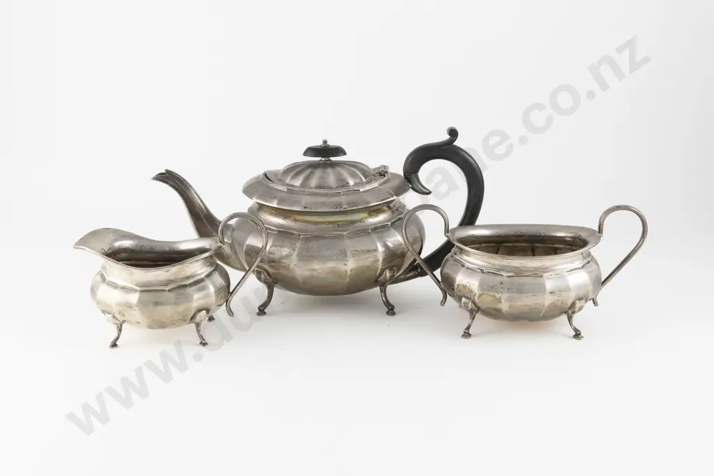 Geo VI S/S 3 Piece Teaset Image 1++
