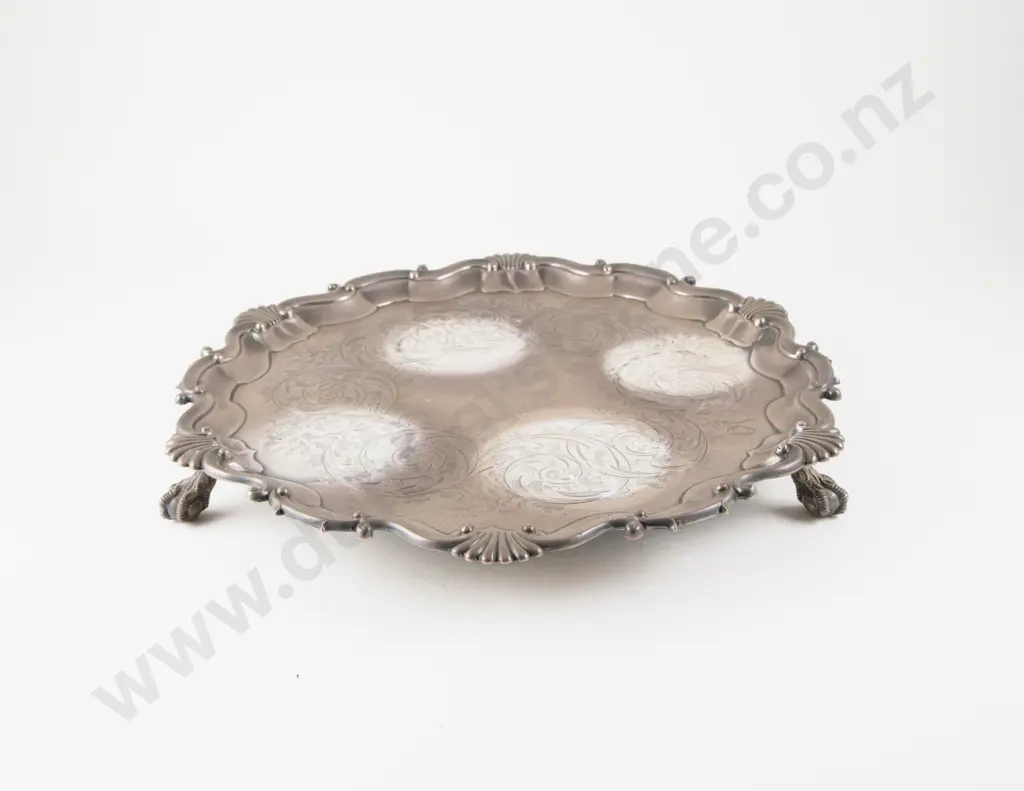 A Fine Quality Large Vict S/S Salver Image 1++
