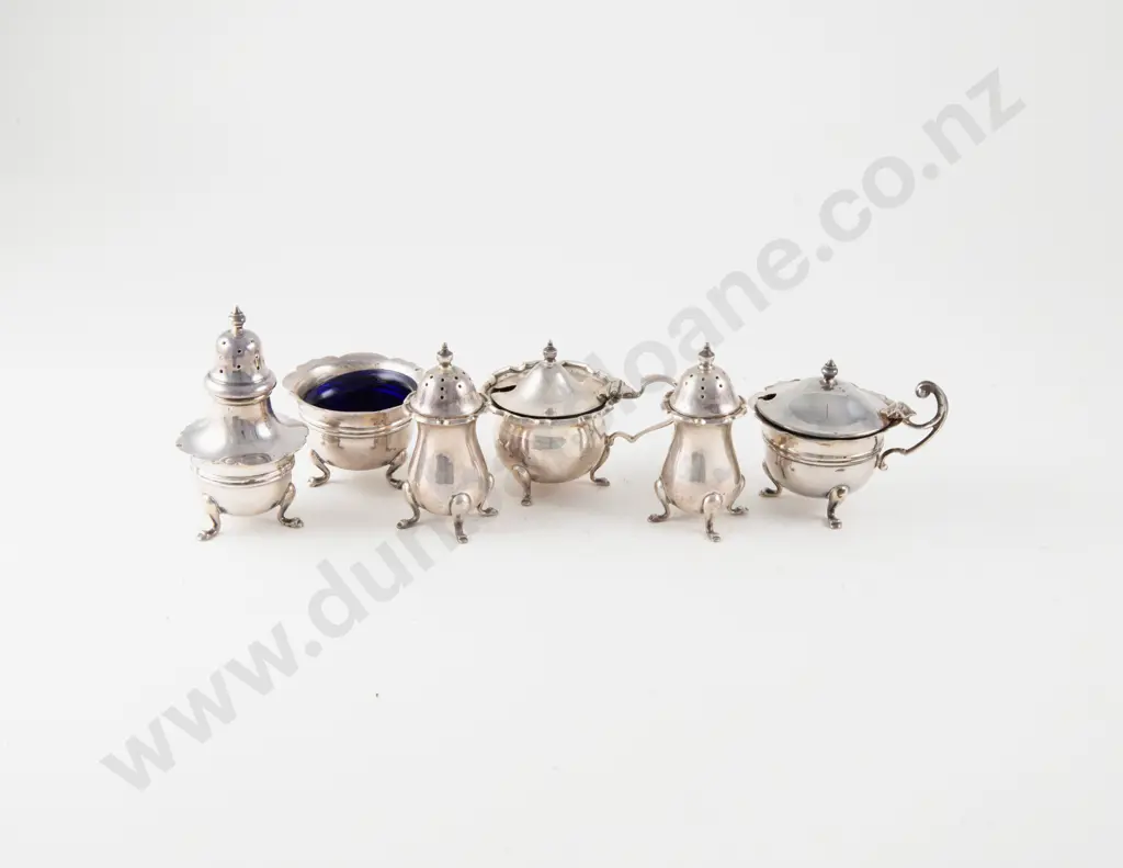 Geo V S/S 3 Piece Cruet Set Image 1++