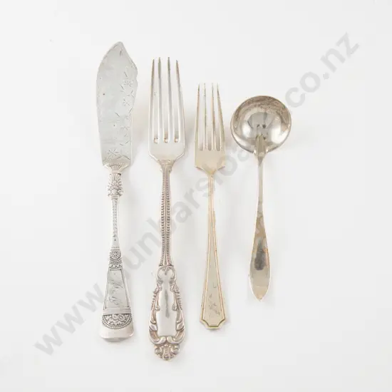 American S/S Butter Knife Sauce Ladle & 2 Dessert Forks