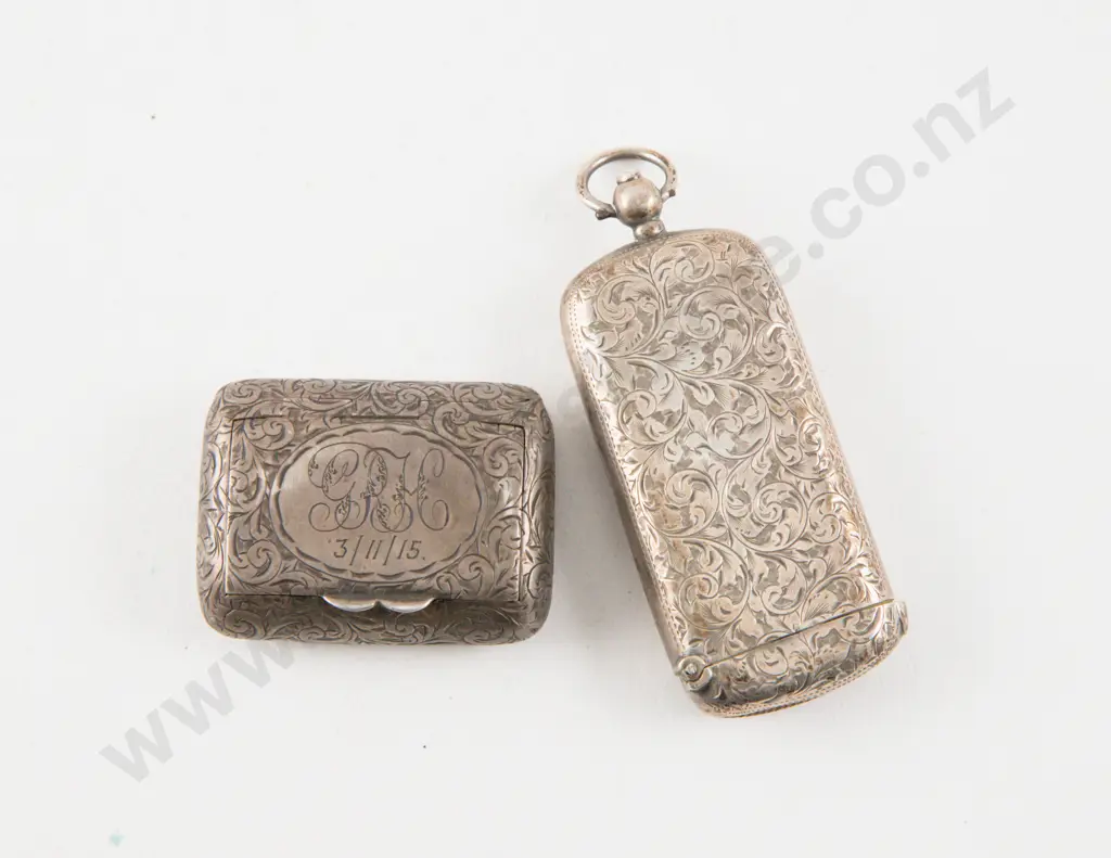 Vict S/S Sovereign & Vesta Case & S/S Snuff Box Image 1++