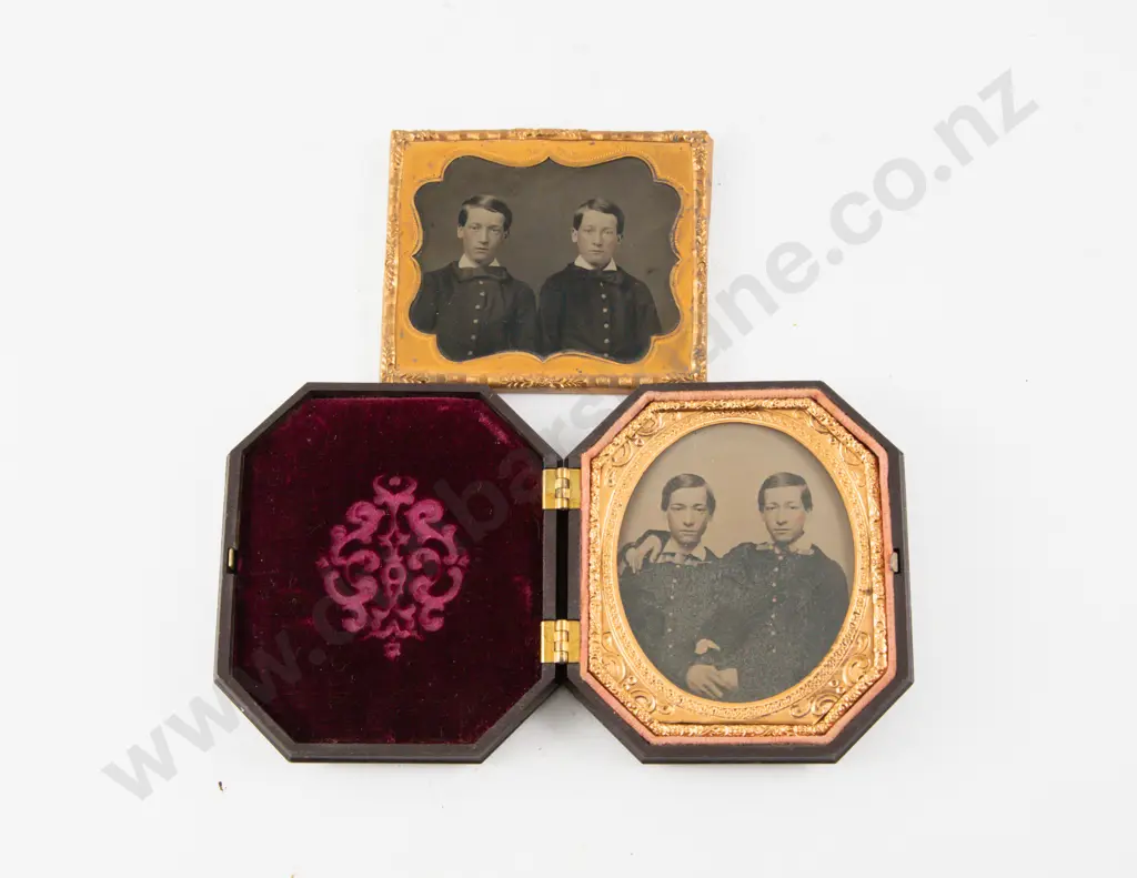 Mid C19th Vulcanite Cased Daguerreotype Image 1++
