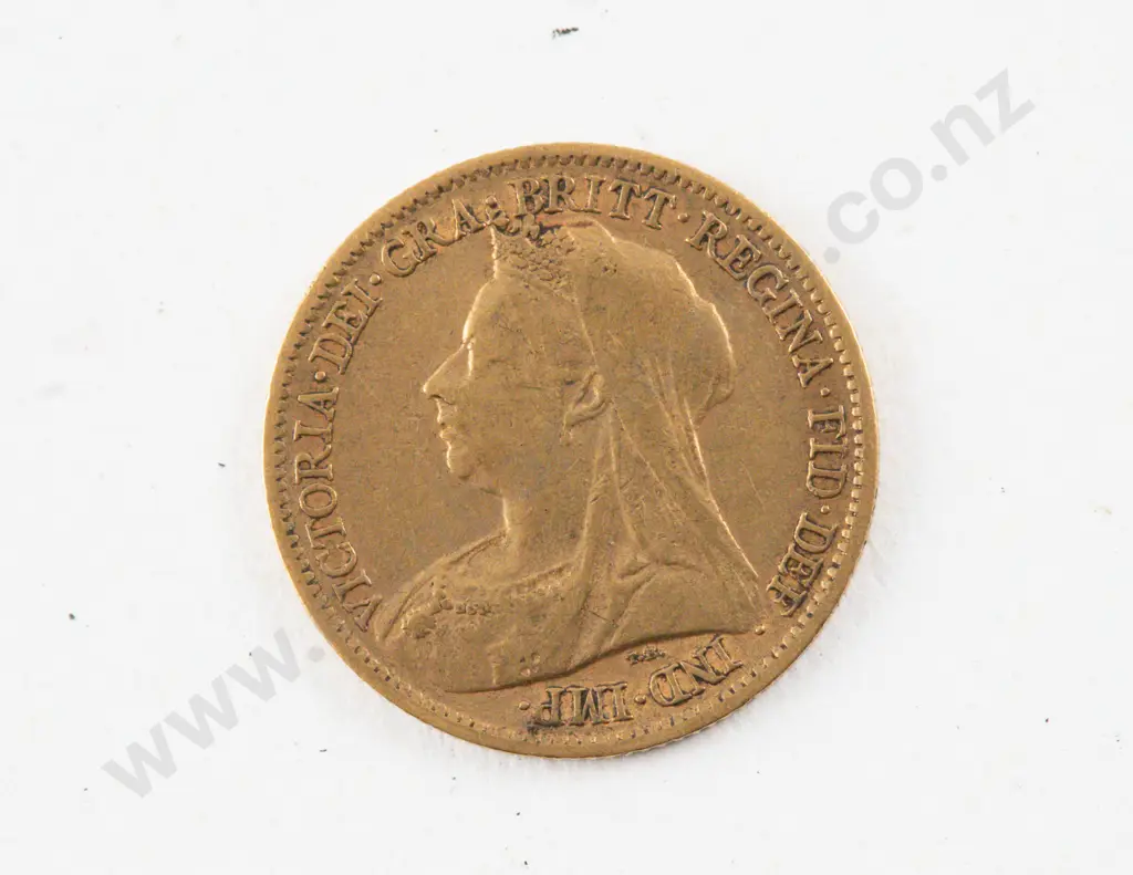 1900 Victoria Half Gold Sovereign no mint mark Image 1++