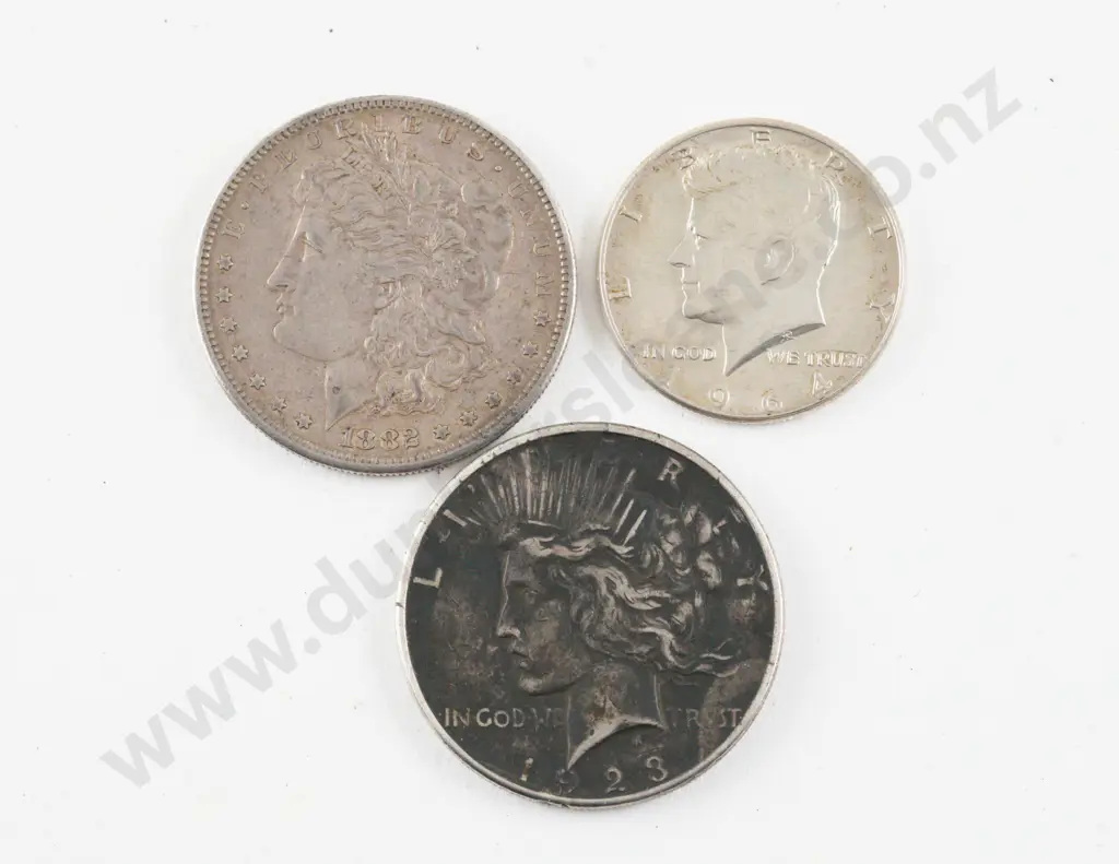 US 1882 Silver Dollar Philadelphia 90% silver Image 1++