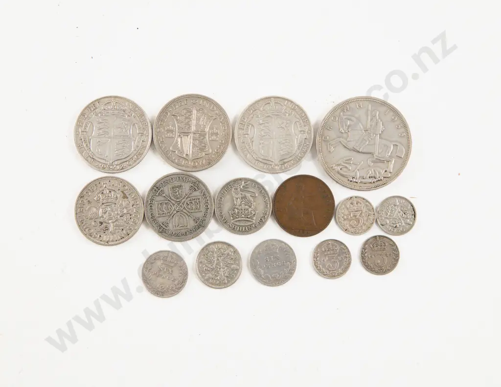 UK GeoV 1935 Silver Crown and Period Coins (14) Image 1++