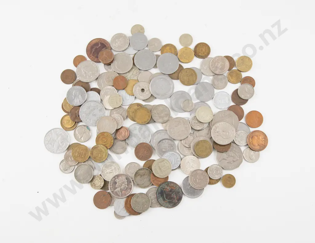 Small Qty Vintage World Pocket Change Coinage Image 1++