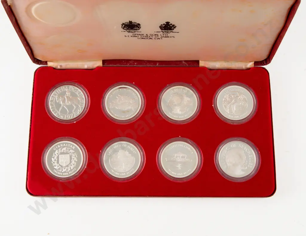 UK 1977 QEII Silver Jubilee Silver Proof Eight Coin Set Birmingham Mint & Royal Mints Image 1++