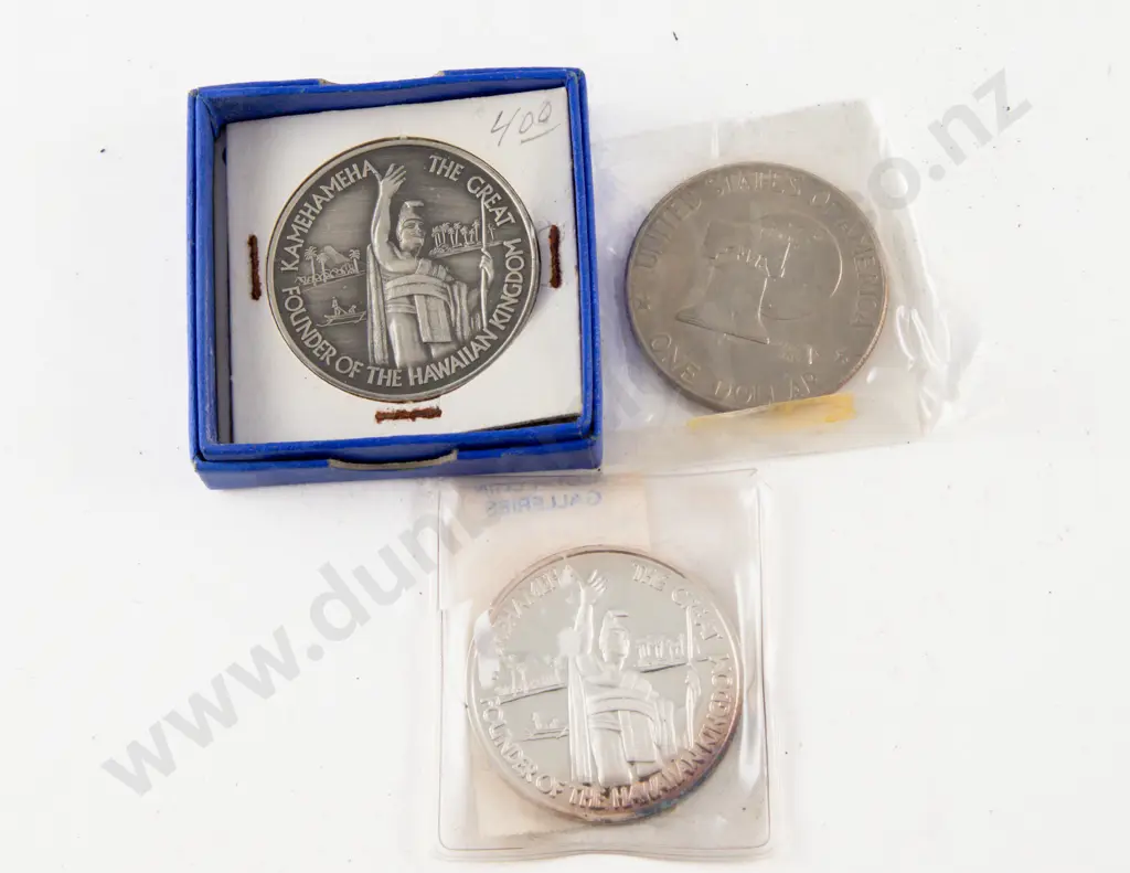 1978 Hawaiian Captain Cook Discovery Commemorative Silver Medal with Two Metal and 1976 US $1 Image 1++