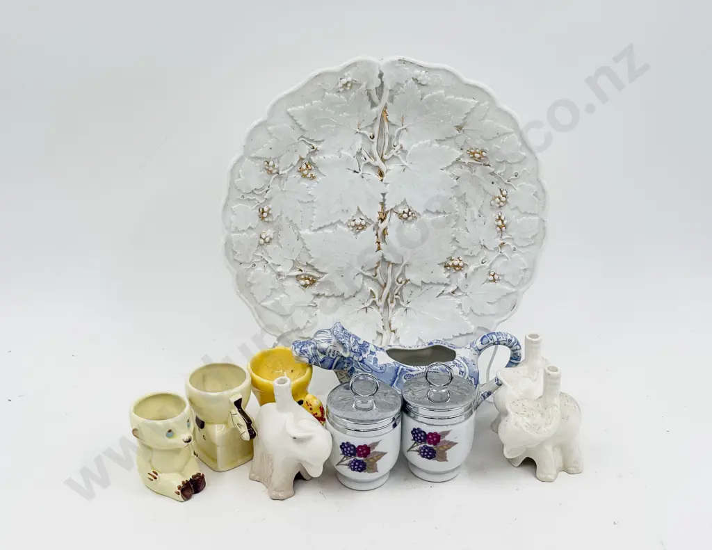 Quantity of Assorted Vintage Ceramic Kitchenalia Image 1++