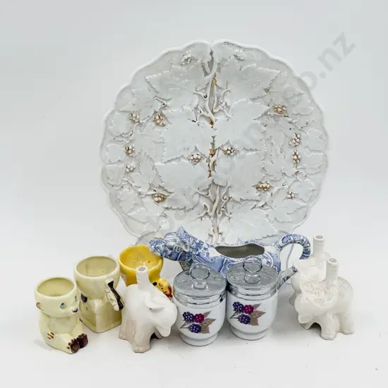 Quantity of Assorted Vintage Ceramic Kitchenalia