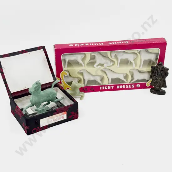 Quantity of Assorted Horse Ornaments Etc