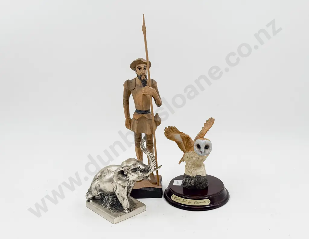 Small Quantity of Assorted Ornaments Image 1++