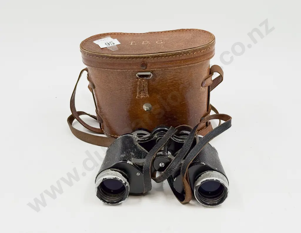 Cased Binoculars Image 1++
