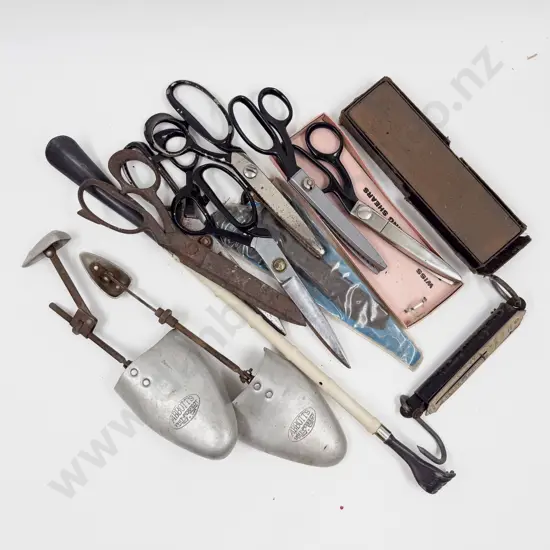 Box Including Quantity Tailor's Scissors & Assorted Vintage