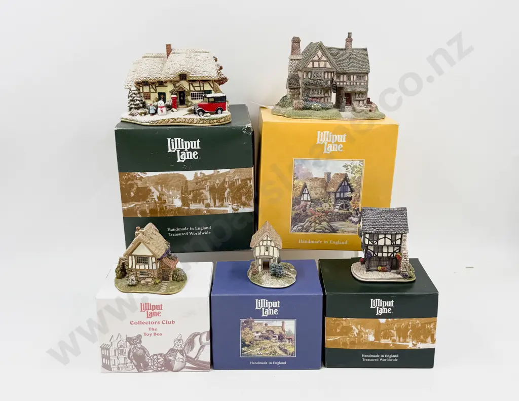 Five Boxed Lilliput Lane Ornaments Image 1++