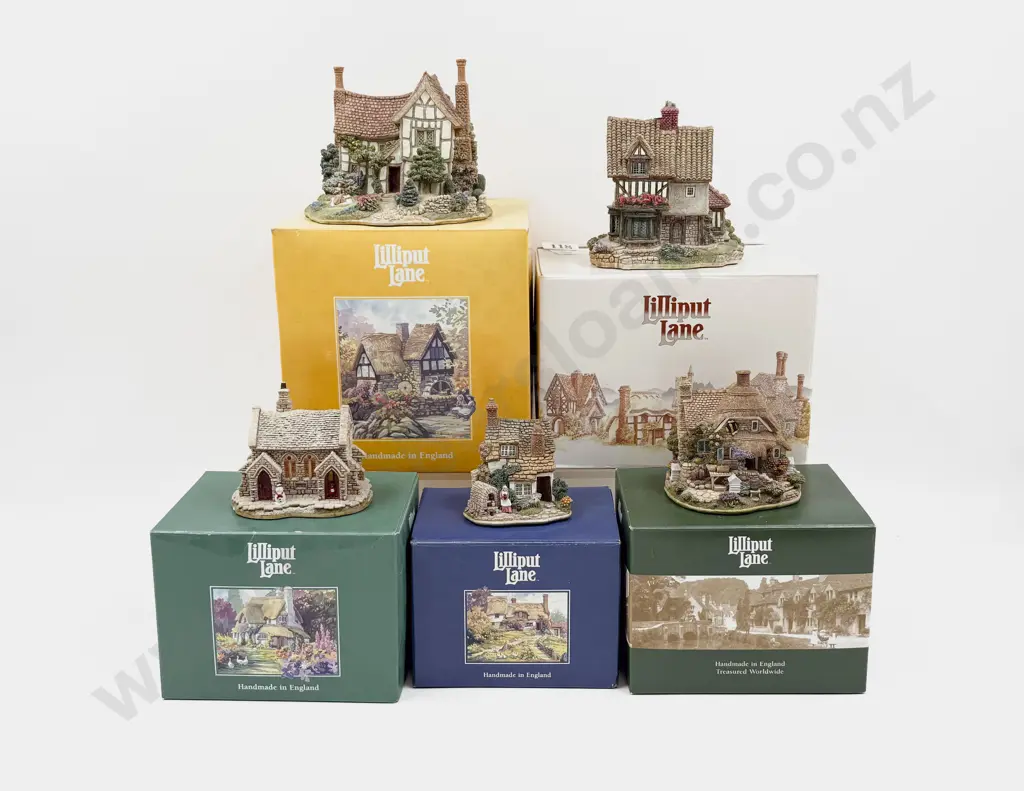 Five Boxed Lilliput Lane Ornaments Image 1++