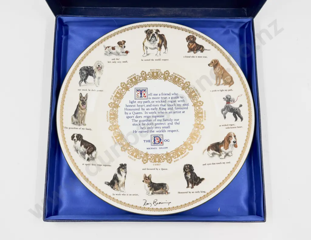 Boxed Aynsley "The Dog" Comm. Plate Image 1++