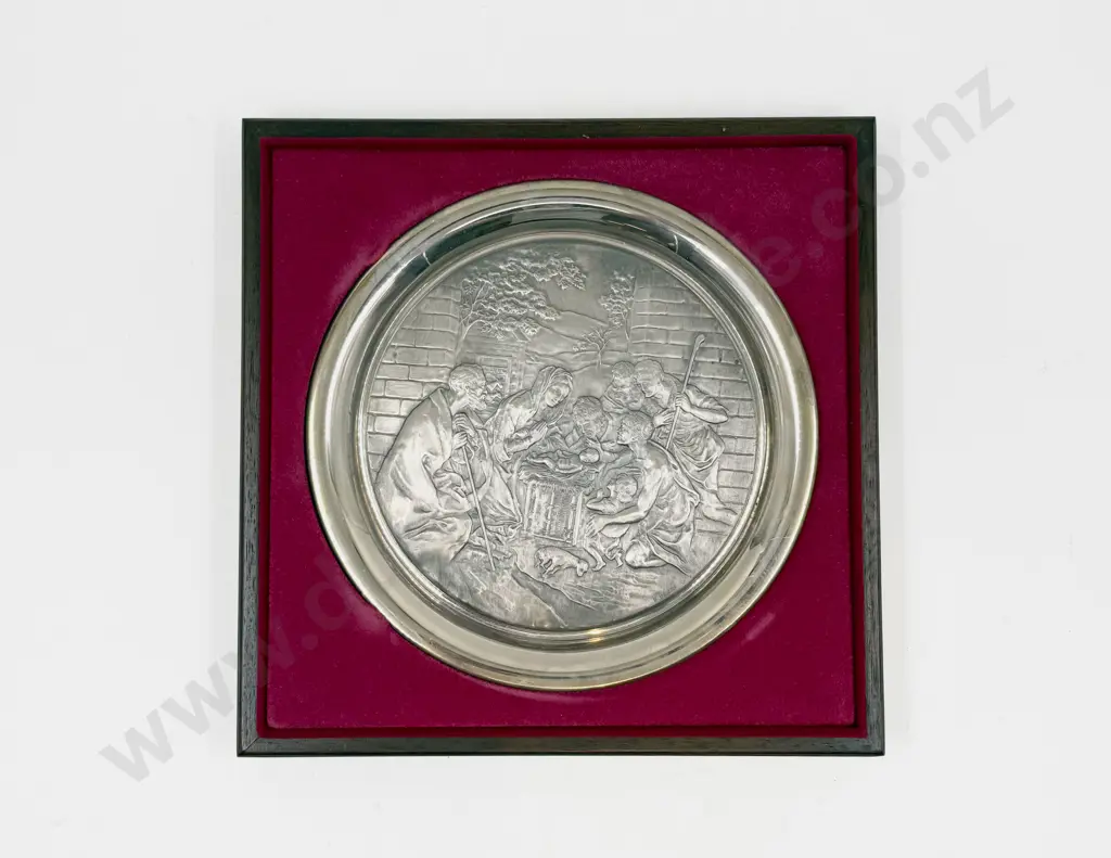 The Birmingham Mint S/S 1977 Christmas Plate Image 1++