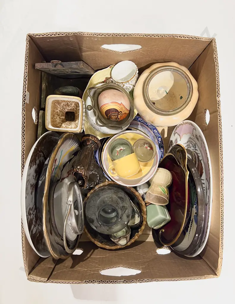 Box Quantity of Assorted China Etc Image 1++