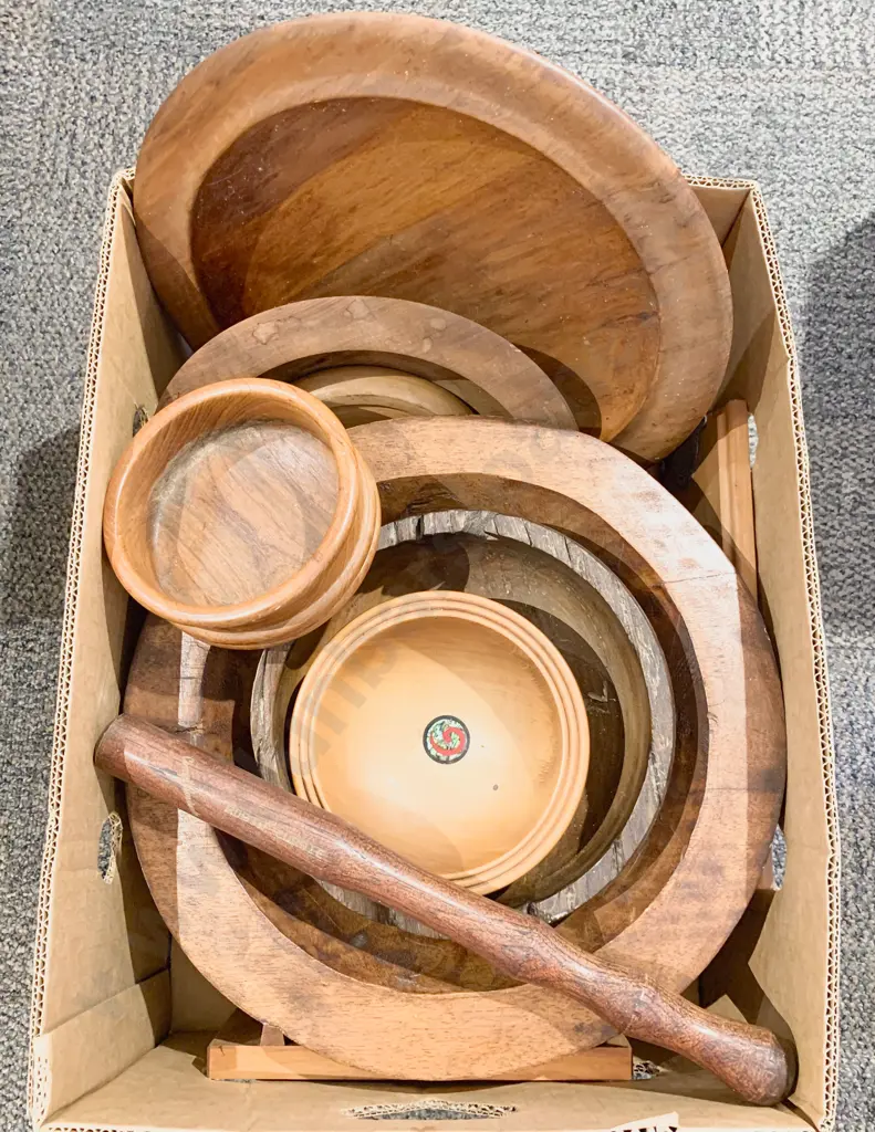 Box of Assorted Woodware Image 1++