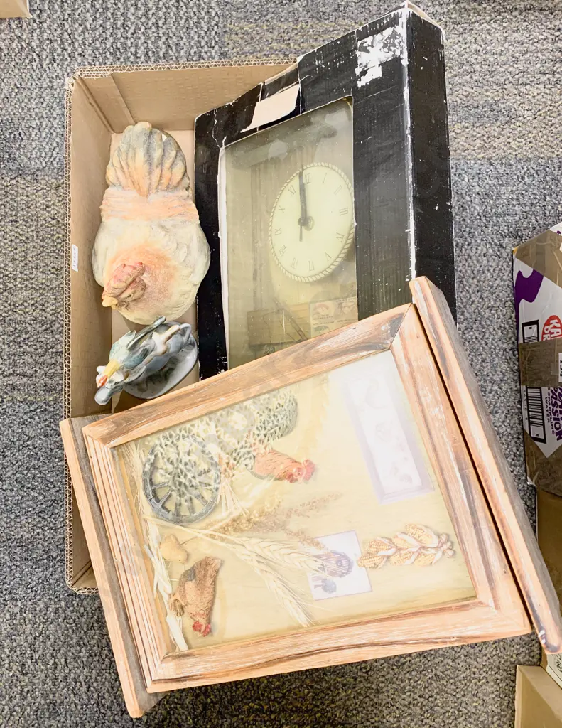 Box of Assorted Decorative Homewares Image 1++