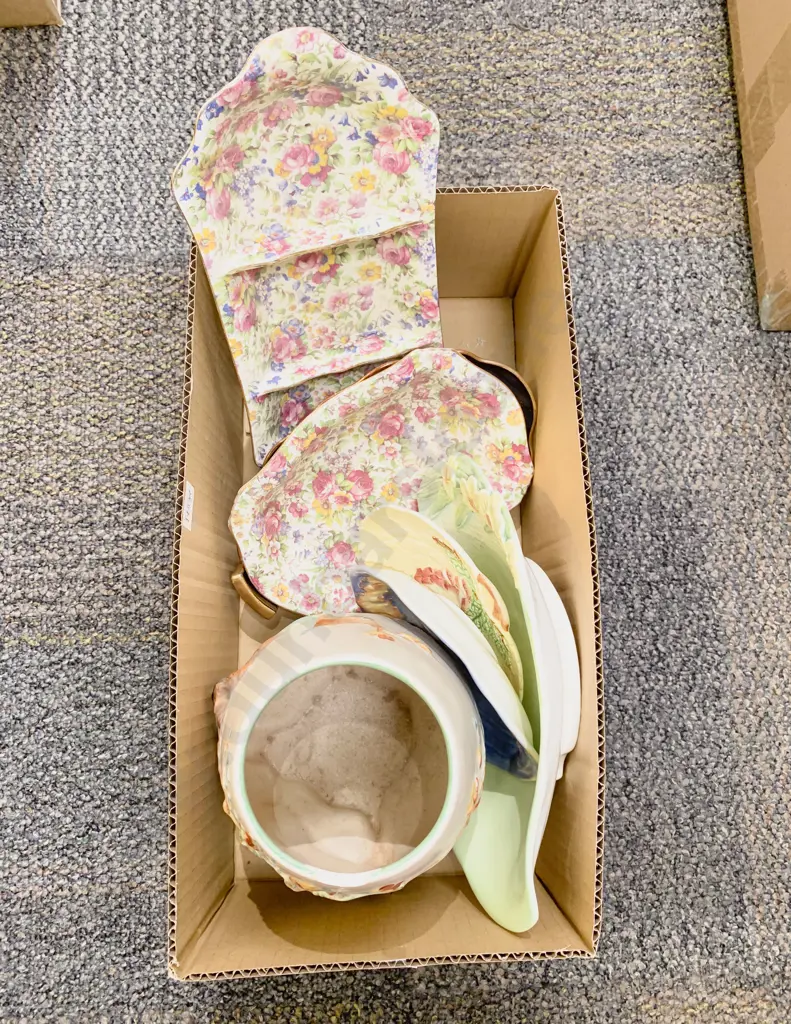 Box of Assorted China Image 1++