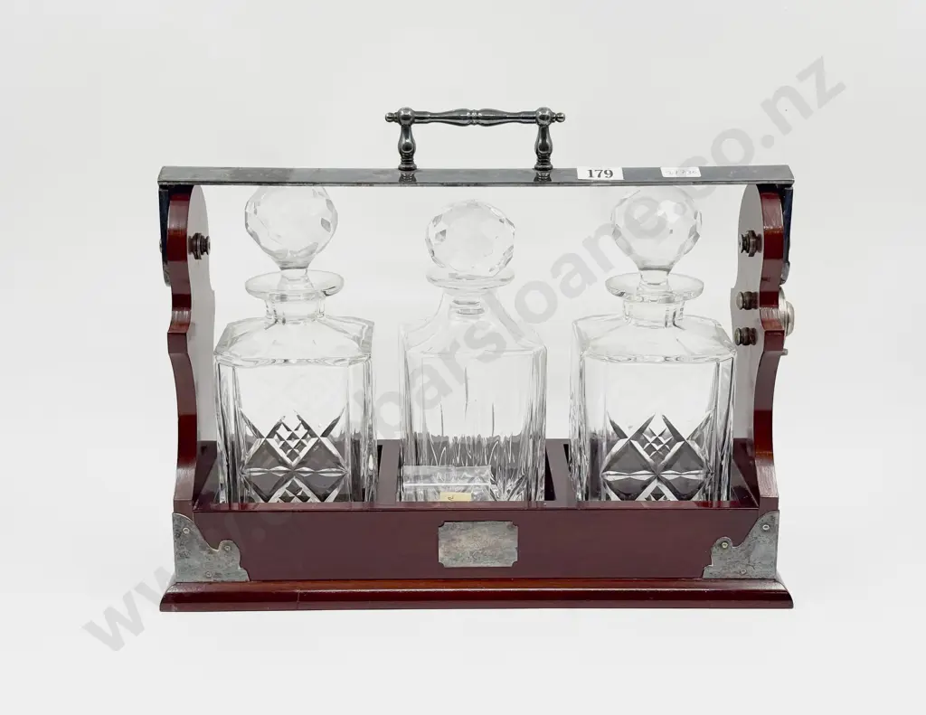 Three Decanter Tantalus Image 1++