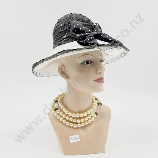 Vintage Jewellery Shop Display Bust