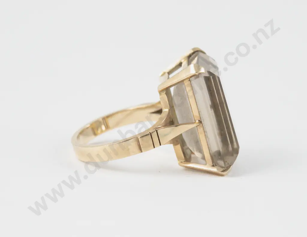 9ct Single Smoky Quartz Dress Ring Image 1++