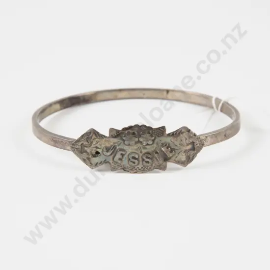 Victorian S/S Engraved 'Jessie' Bangle