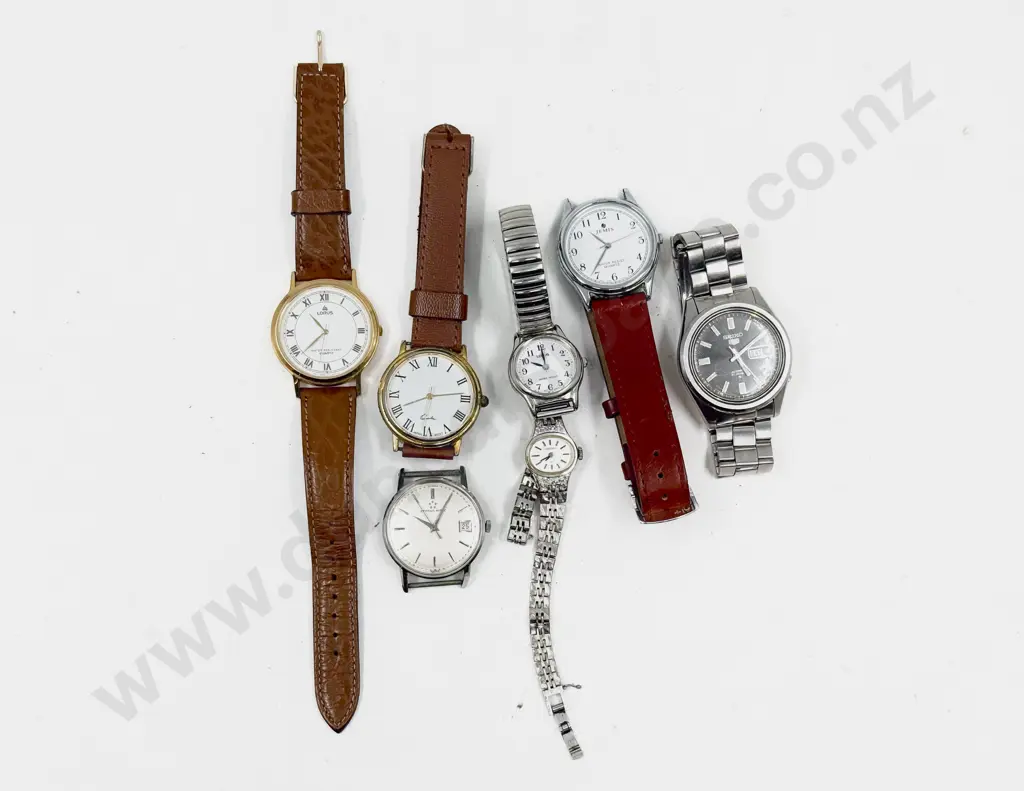 Quantity of Assorted Wrist Watches Etc Image 1++