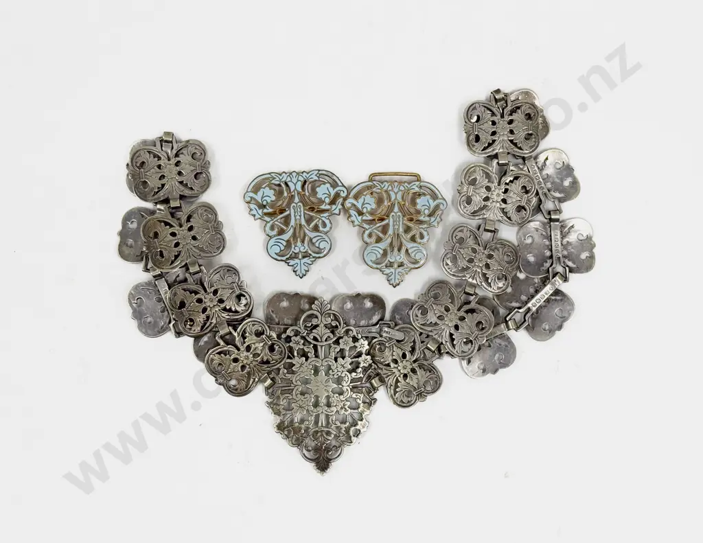 Silver Plated Nurse's Chain Belt Image 1++