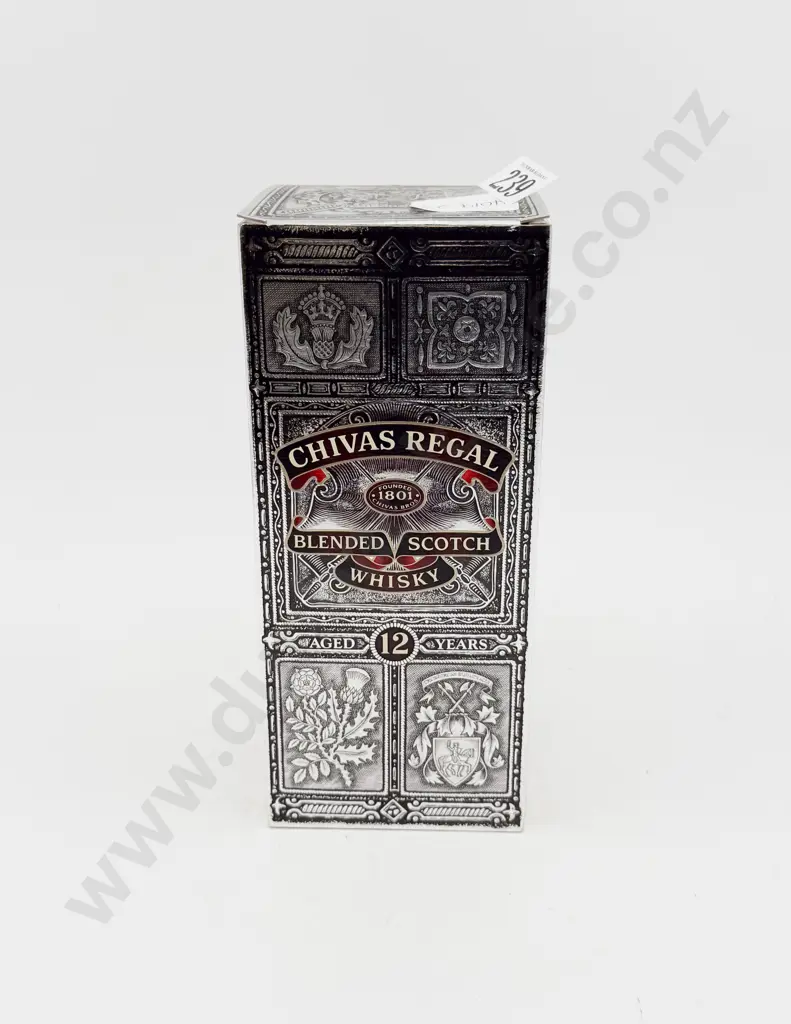 Boxed Chivas Regal Blended Scotch Whisky Aged 12 Years 1lt Image 1++