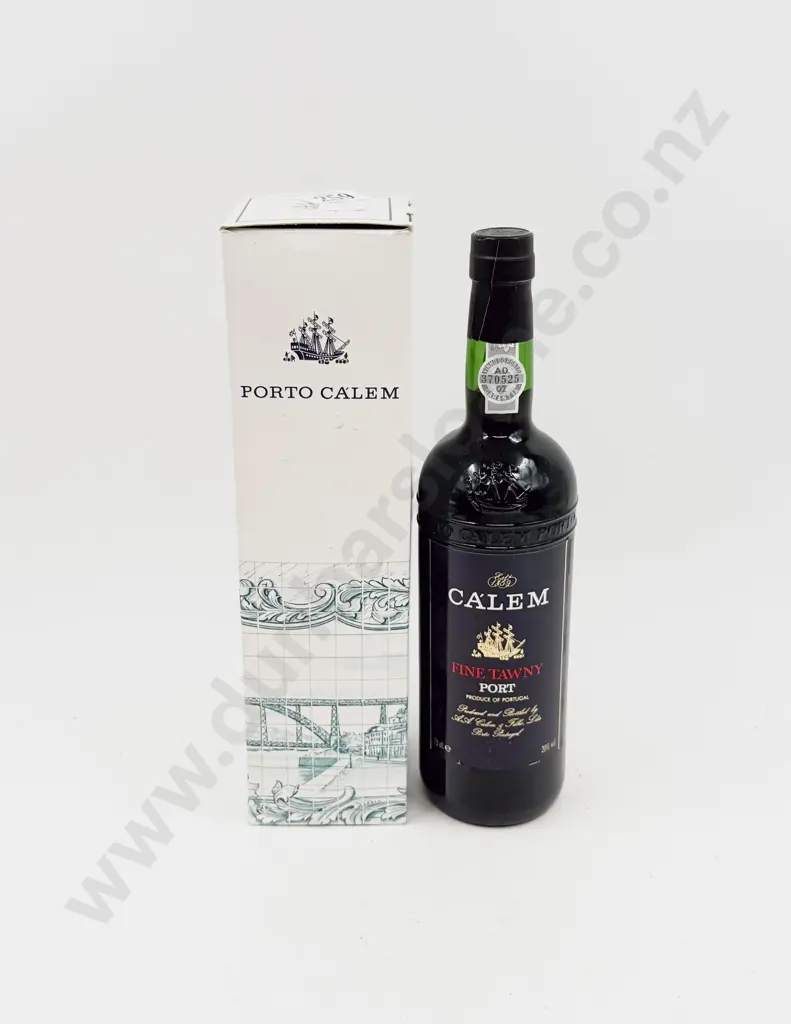 Boxed Calem Fine Tawny Port of Portugal 750ml Image 1++