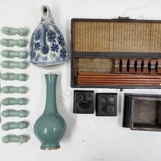 Box qty of Assorted Including MOP inlaid Vase