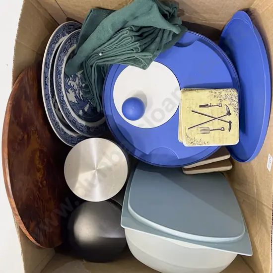 Qty of Assorted Kitchenware