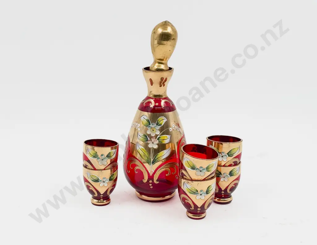 Venetian Glass Decanter and Six Matching Cups Image 1++