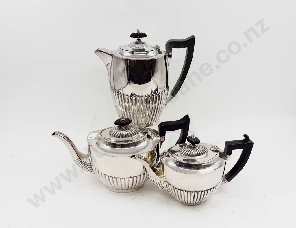 S/P Hot Water and Tea Pot with Smaller Image 1++