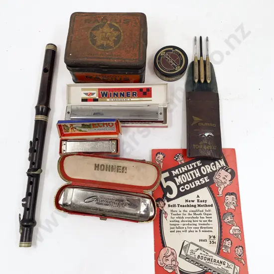 Small Qty of Assorted Vintage Musical Instruments (faults)