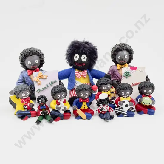 Collection of 10 Resin Golly Figures and Small Cloth Soft Toy