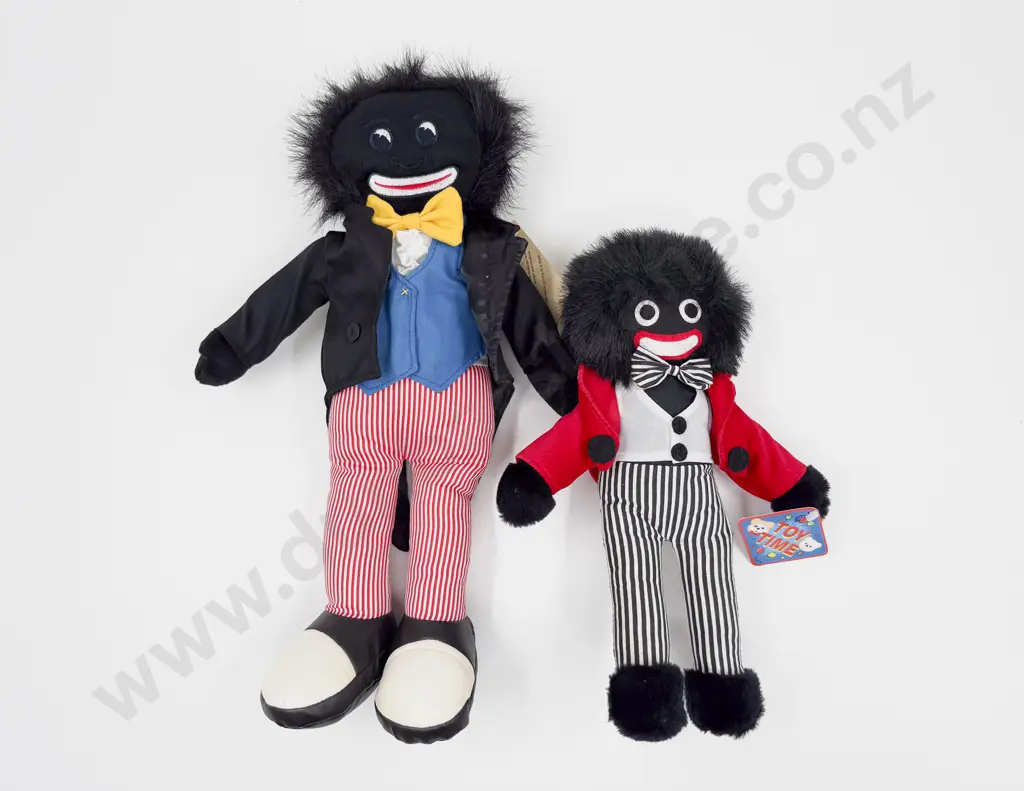 The Christopher Collection Australia and Toy Time NZ Cloth Gollies 42cm 32cm Image 1++