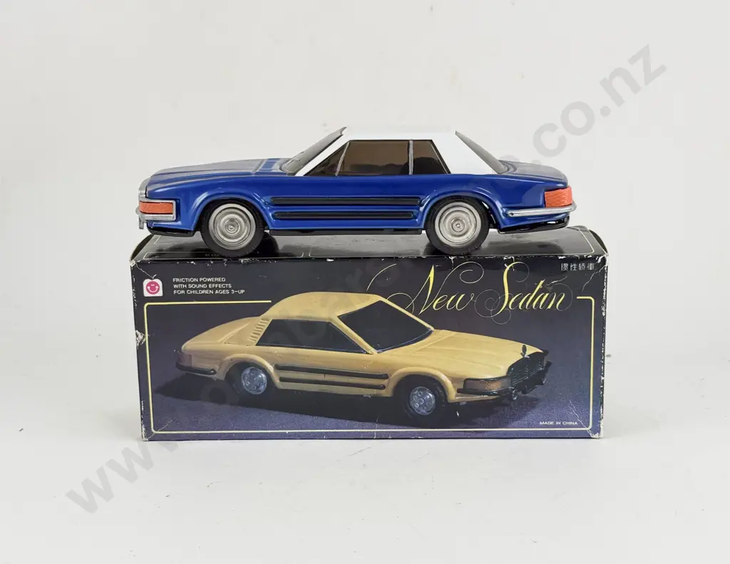 Boxed China MF309 Tinplate New Sedan Image 1++