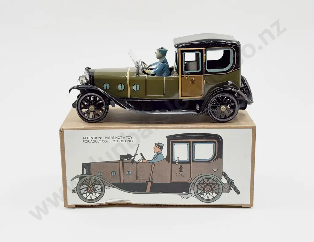 Boxed Tin Plate Vehicle Image 1++