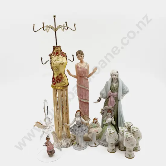 Bisque Ornament with Five FM Owls and Various (flapper a/f)