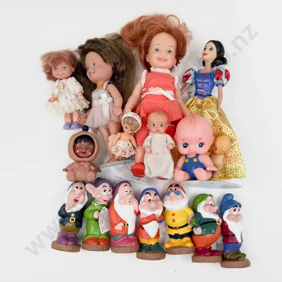 Disney Snow White and The Seven Dwarfs Various Play Dolls