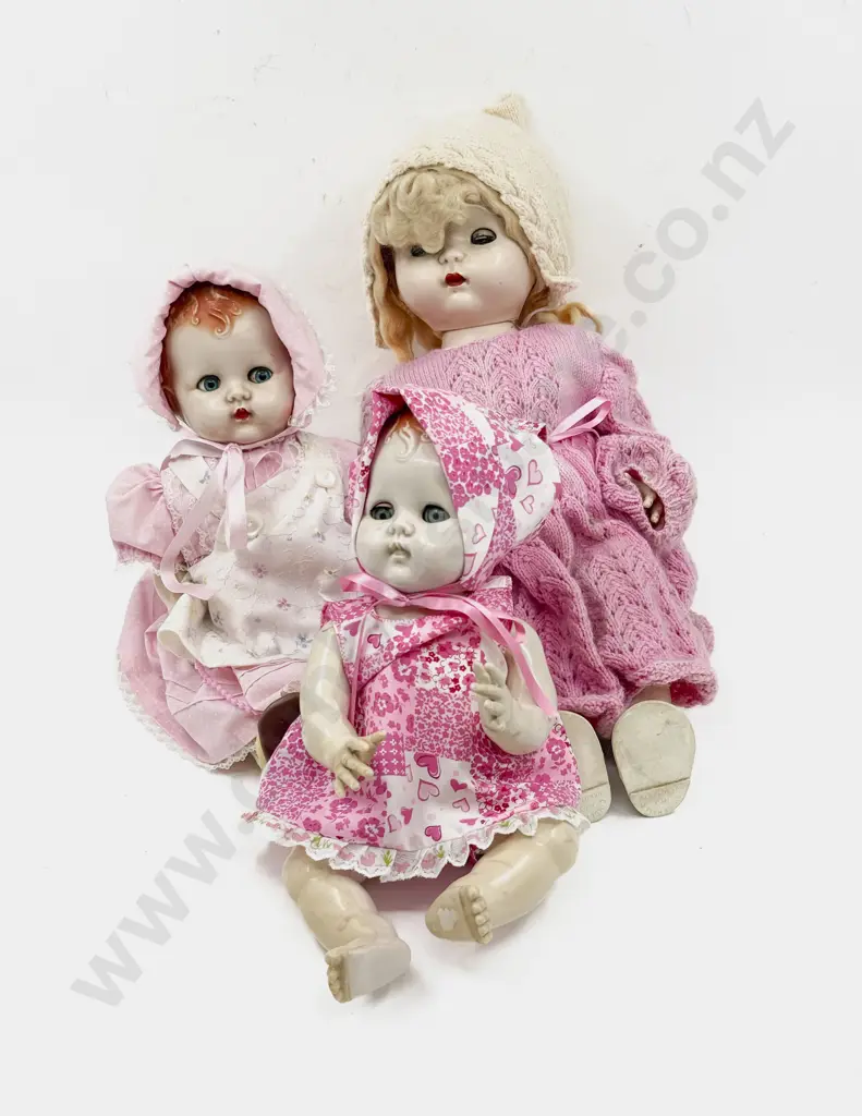 Three Vintage Hard Plastic Pedigree Dolls Image 1++