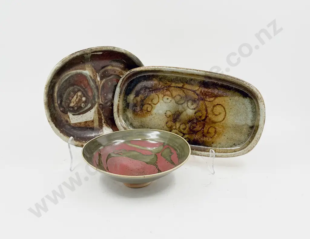 Paul Wotherspoon Dish With Frank Knight Dish and Other NZ Pottery Bowl Image 1++