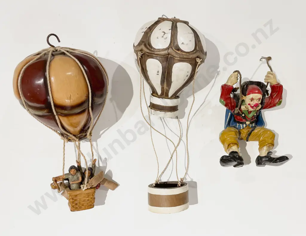 Two Vintage Hot Air Balloon Ornaments Image 1++