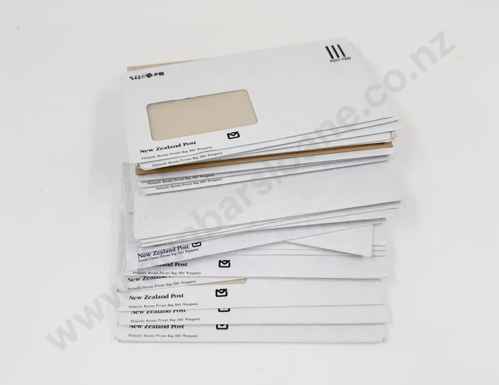 NZ Bundle Qty C1990's Standing Order Mint Stamps Miniature Sheets Strips and Singles Image 1++