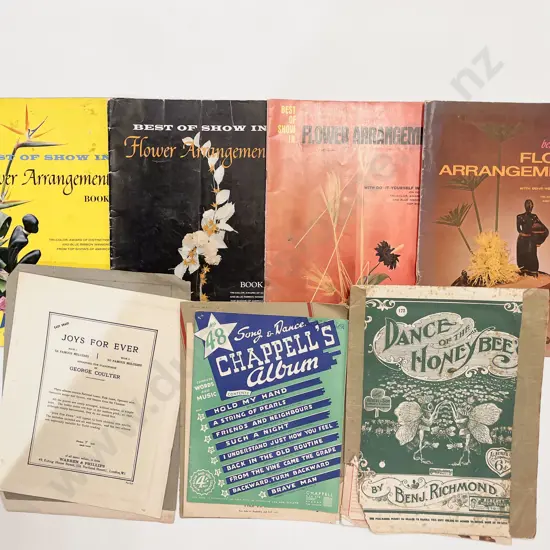 Quantity of Assorted Vintage Floral Arrangement Magazines & Songbooks